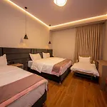 Hotel Center