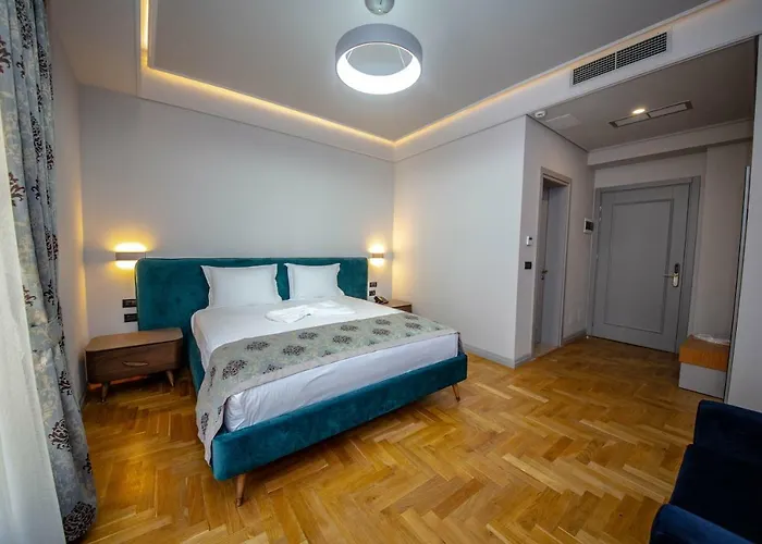 ホテル Center ティラナ