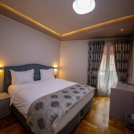 Center Hotell 4*