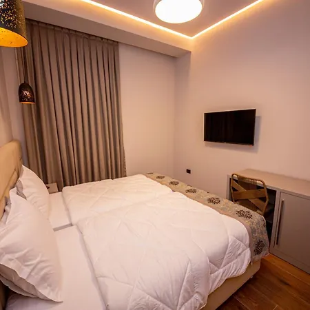 Center Hotell 4*